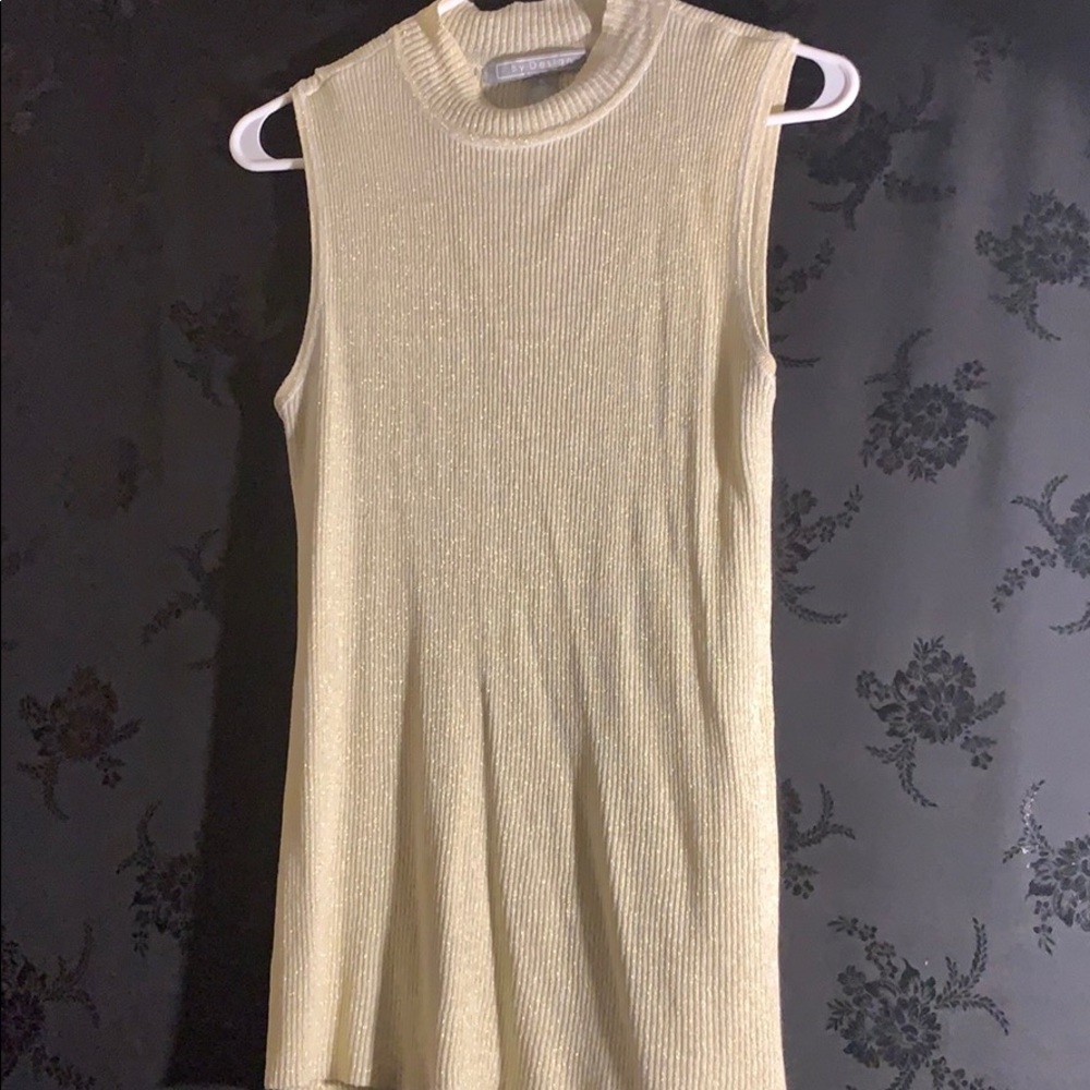 Cute turtle neck top